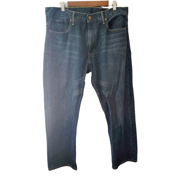 Levi's 569 Men's Dark Wash 5 Pocket Blue Jeans Size 38x30 Boot Cut - Picture 1 of 6